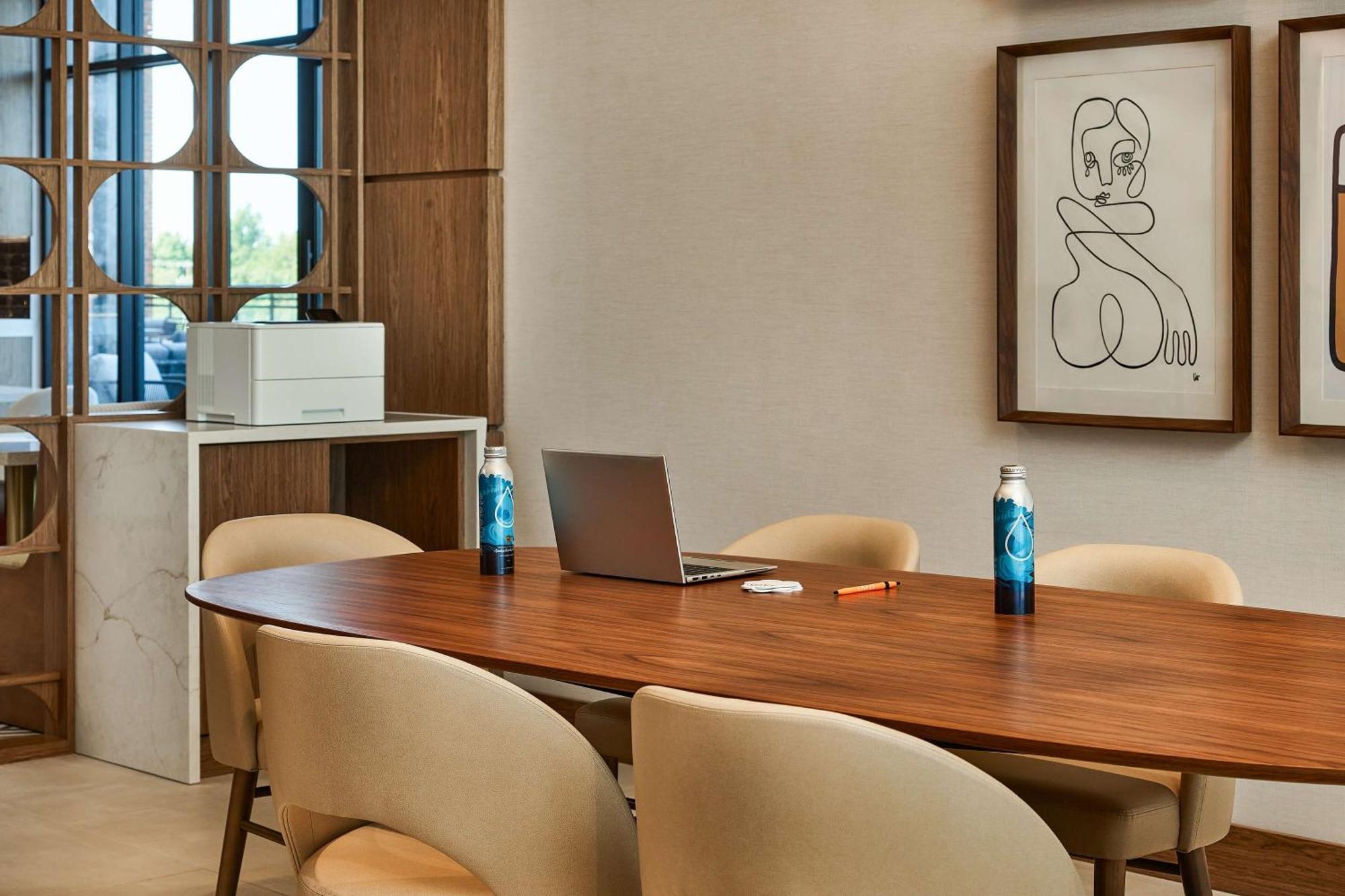 Lively Hotel On Oak Oklahoma City, Tapestry By Hilton Exterior foto