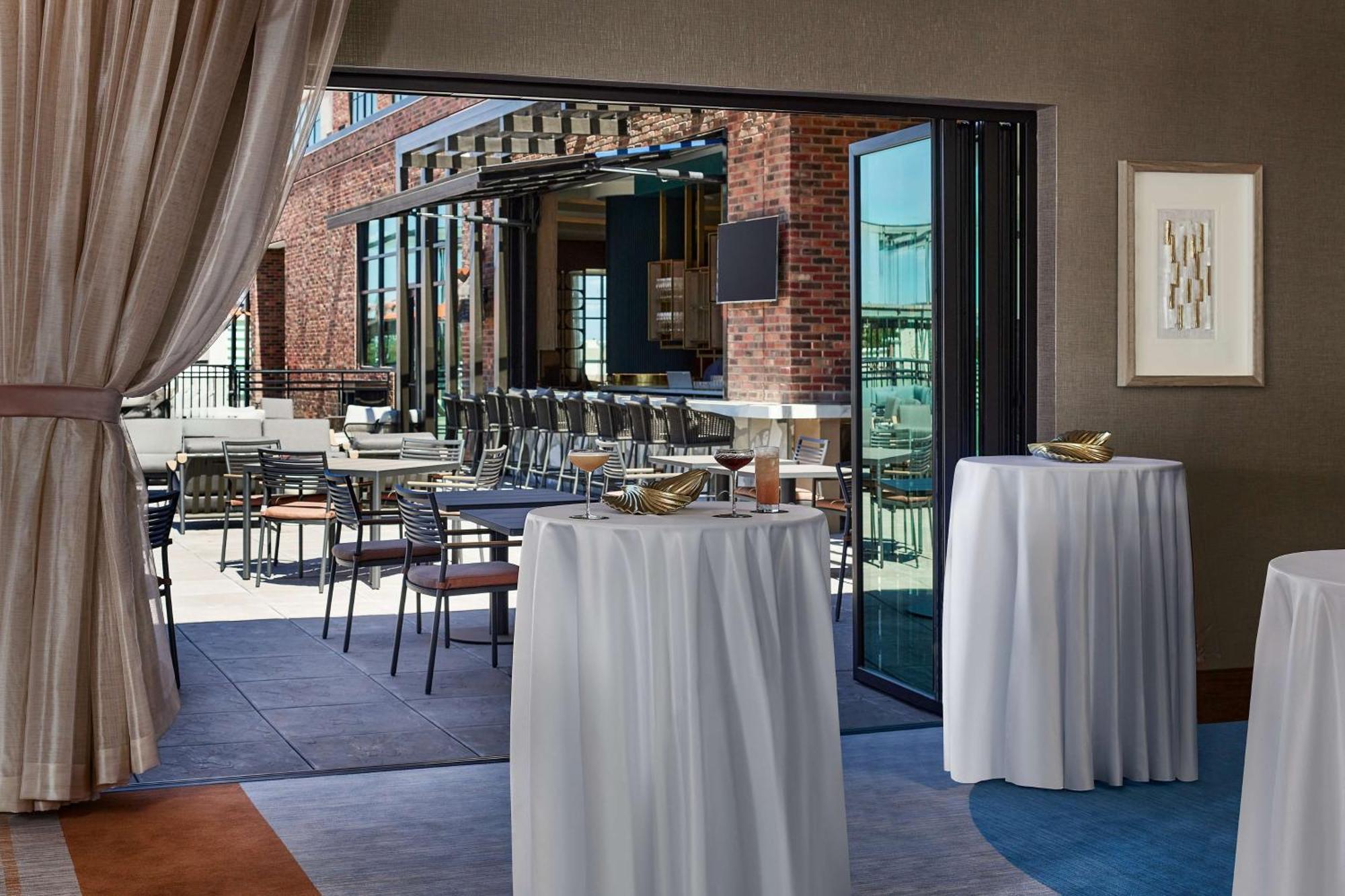 Lively Hotel On Oak Oklahoma City, Tapestry By Hilton Exterior foto