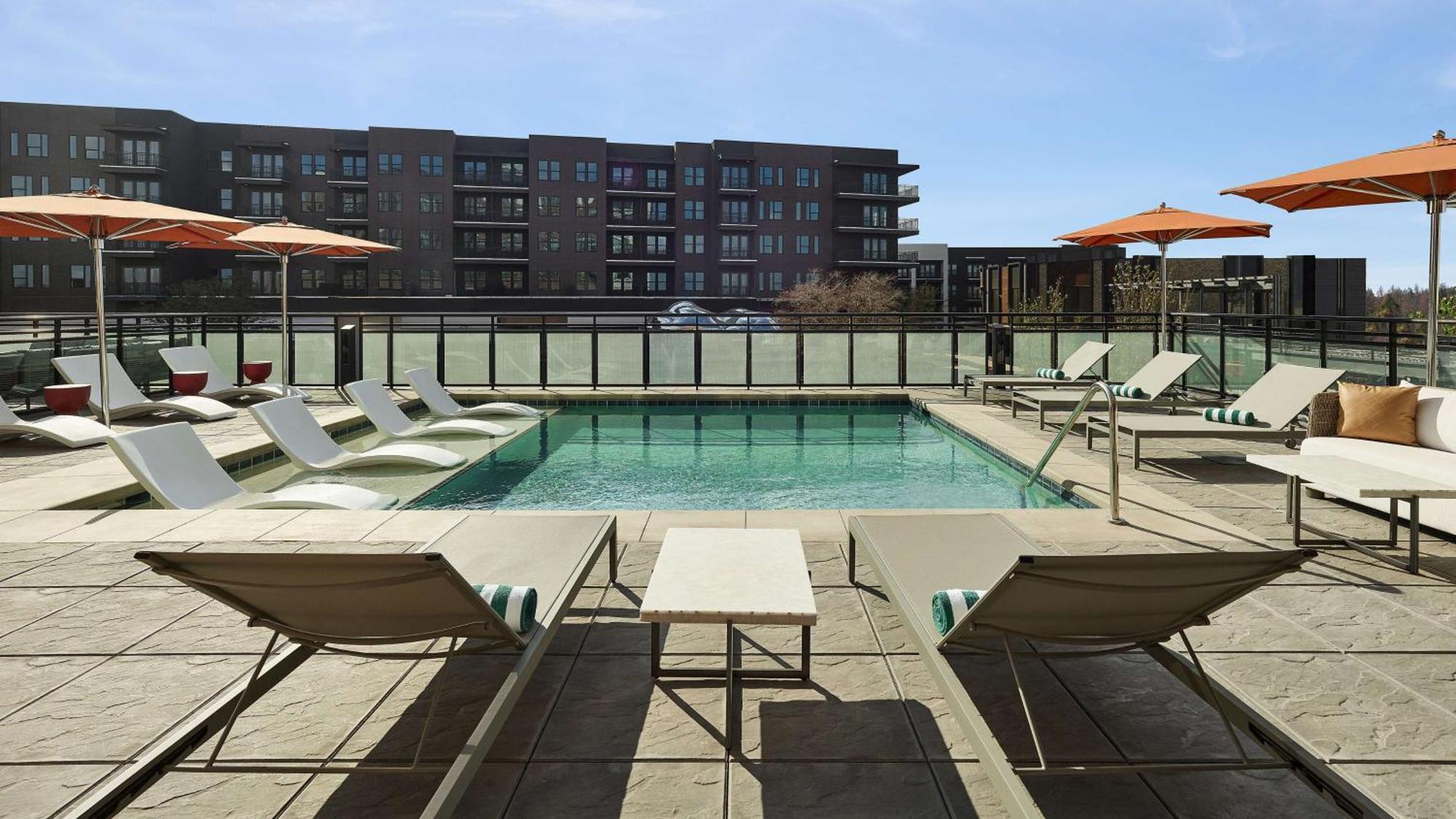 Lively Hotel On Oak Oklahoma City, Tapestry By Hilton Exterior foto